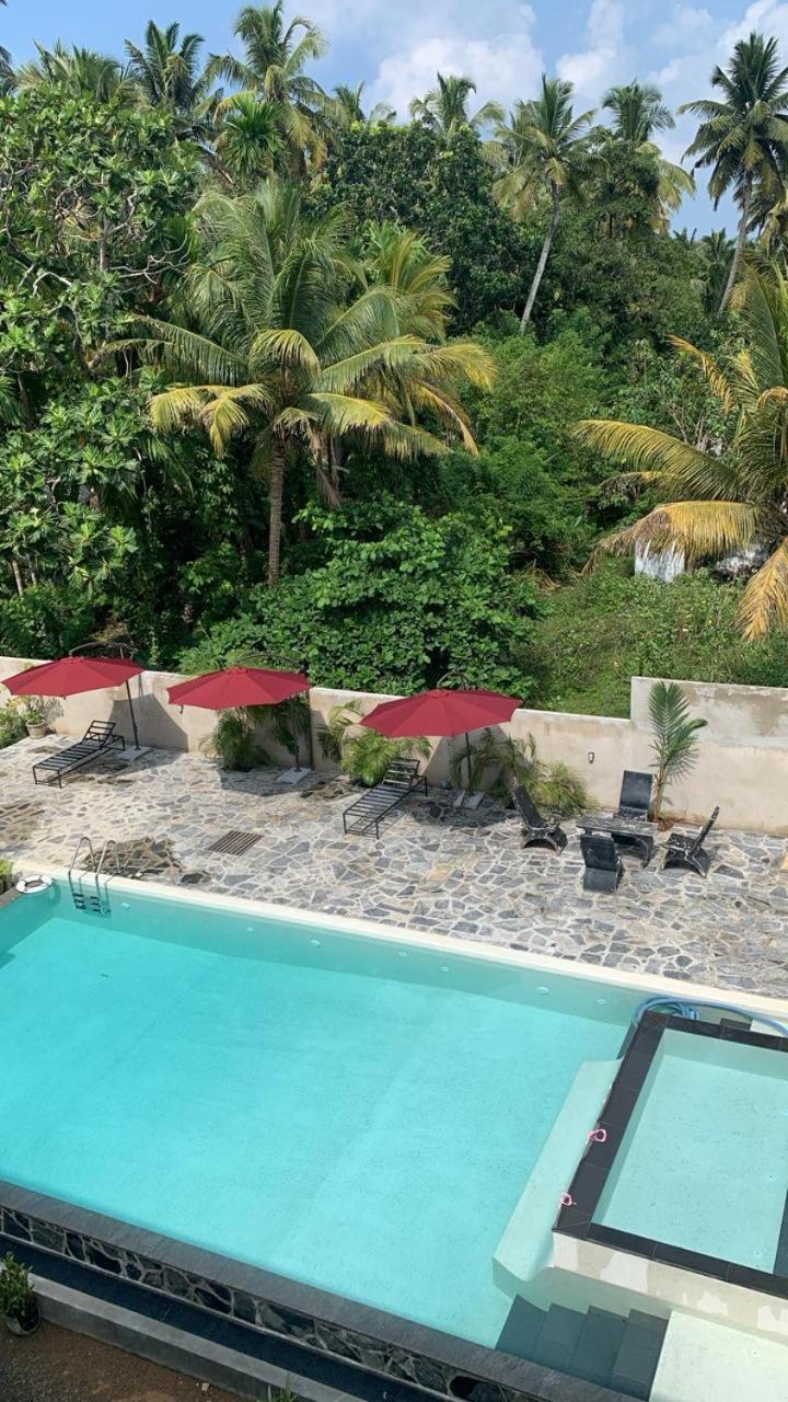 Dk Zur Einkenr Hotel Ahangama Exterior foto