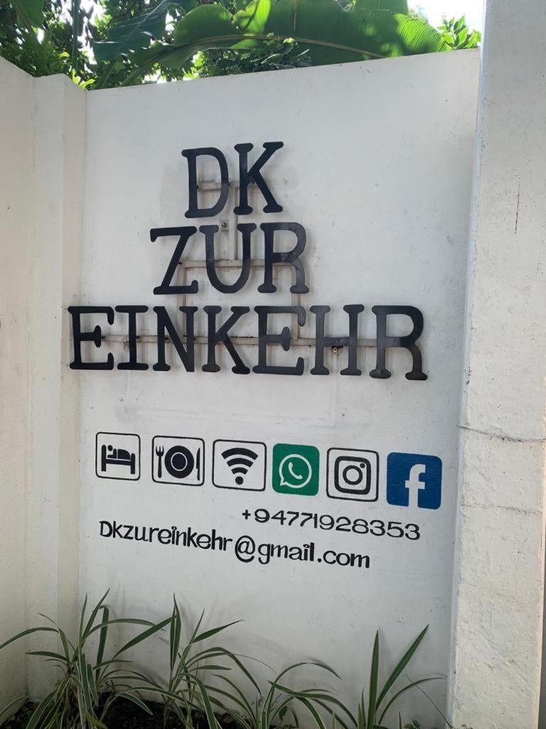 Dk Zur Einkenr Hotel Ahangama Exterior foto
